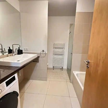 Gegenueber Frauenkirsche Privat bolig